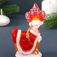Свеча фигурная "Лошадка-снегурочка" 7х4,5х12,5 см, цв. красный