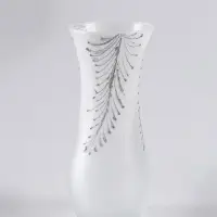 Ваза &laquo;Креман&raquo;, перья, h=26 см, стекло, белая