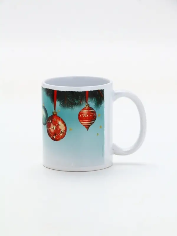 Кружка керамическая новогодняя «Приятных сюрпризов!», 320 мл