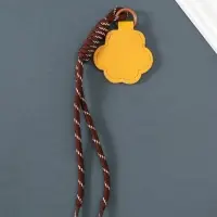 Брелок на карабине кожзам, текстиль "Лапка" с узлом 22х6,2х1,5 см