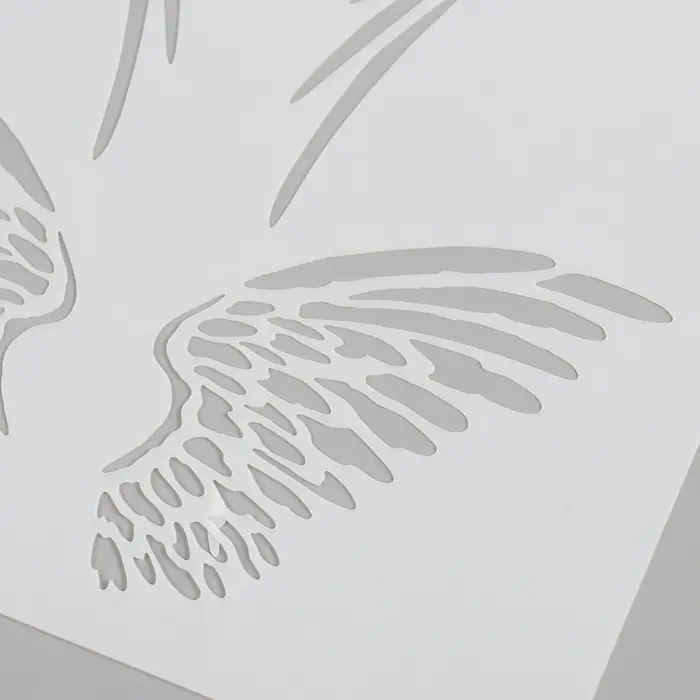 Трафарет пластик "Ангельские крылья" 15х15 см