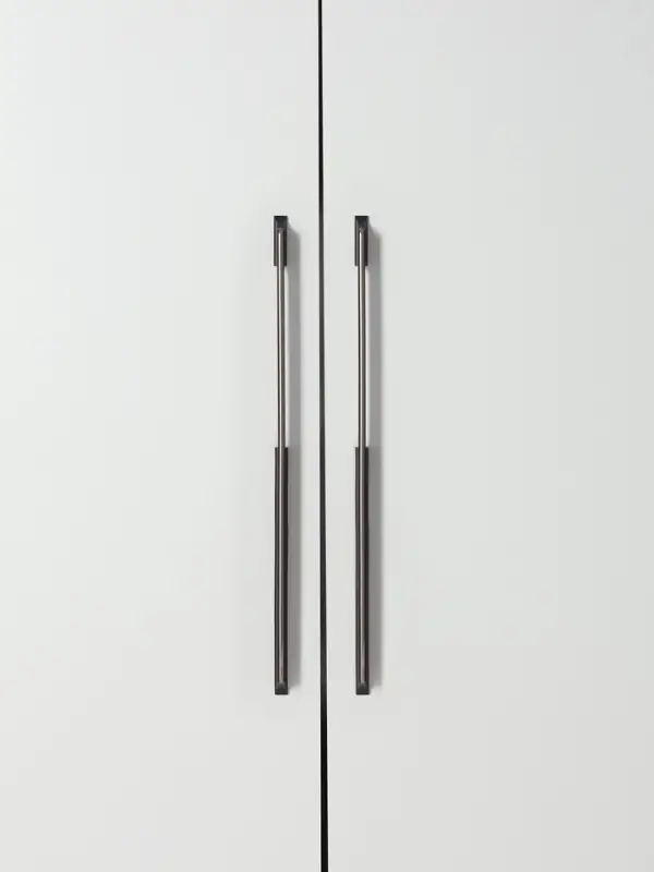 Ручка-скоба CAPPIO, алюминий, м/о 448 мм, цвет черный с серой вставкой