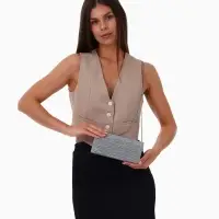 Сумка-клатч вечерняя на магните, на серебристой цепочке, светло-серая