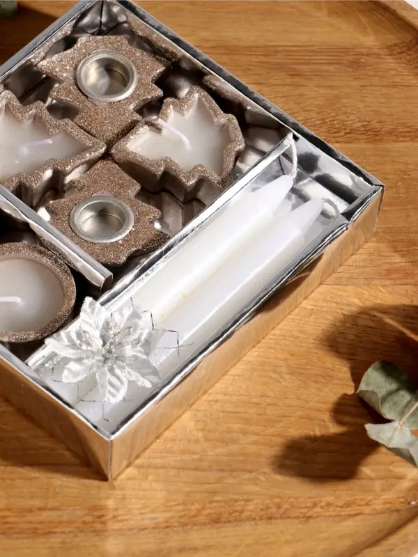 Набор свечей  Набор свечей "Новогодние свечи и подсвечники" 6 шт 15,8х16,8х3,3 см