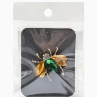 Брошь &laquo;Жук&raquo; с крыльями, кристалл, цвет жёлто-зелёный в золоте