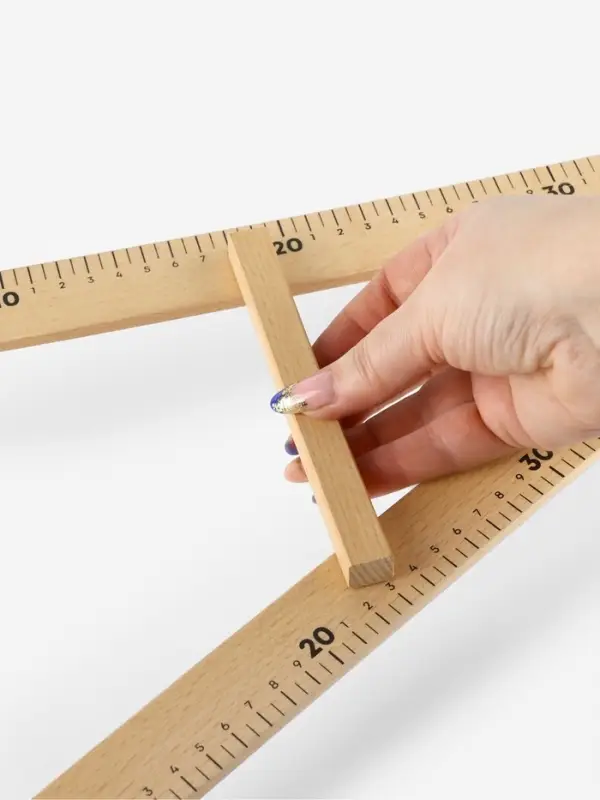 Линейка портновская &laquo;Угольник&raquo;, 50&times;32.5 см, дерево