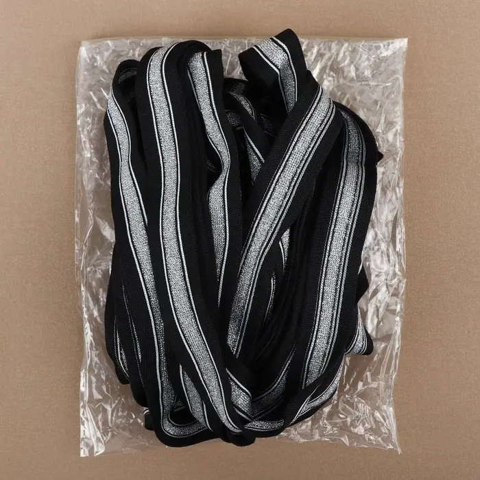 Тесьма трикотажная лампас 25 мм, 9&plusmn;0.5 м, цвет чёрный, серебряный