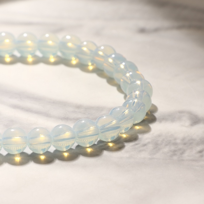 Браслет с подвеской МИКС шар №6 «Лунный камень» матовый Браслет с подвеской МИКС шар №6 «Лунный камень» матовый