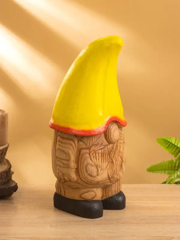 Сувенир  Сувенир "Гномик в жёлтой шляпе" дерево Джампинис 15х15х30 см