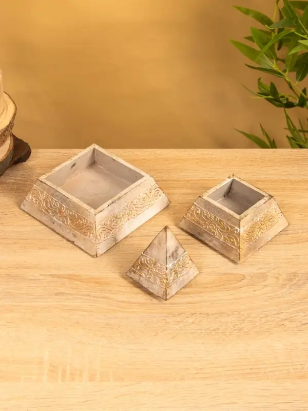 Шкатулка  Шкатулка "Пирамидка" 15х15х20 см, МДФ, цв. бежевый