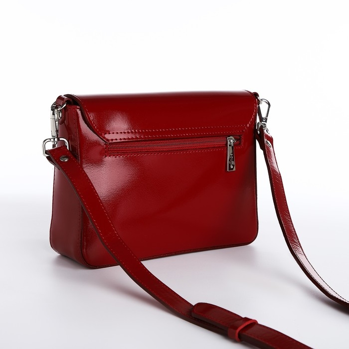 Сумка женская на клапане, цвет красный Сумка женская на клапане, цвет красный