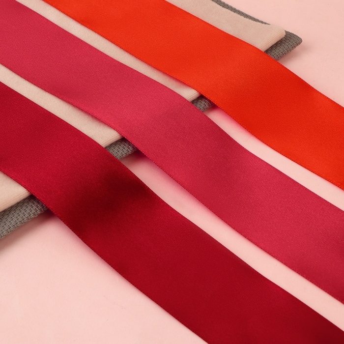 Набор атласных лент, 3 шт, размер 1 ленты: 50 мм × 23 ± 1 м, цвет красный спектр Набор атласных лент, 3 шт, размер 1 ленты: 50 мм × 23 ± 1 м, цвет красный спектр