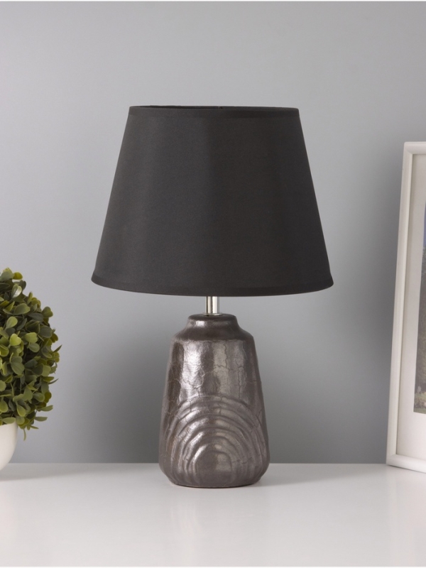 Настольная лампа Настольная лампа "Клаудия" 1х15Вт Е14 черный 23х23х34см