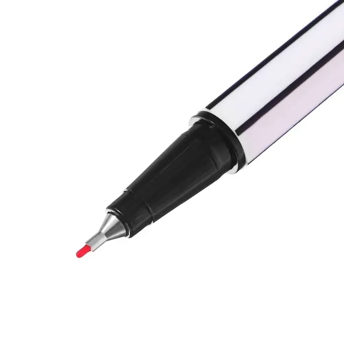 Ручка капиллярная Luxor Fine Writer 045, узел 0.8 мм, чернила красные, корпус чёрно-белый Ручка капиллярная Luxor Fine Writer 045, узел 0.8 мм, чернила красные, корпус чёрно-белый