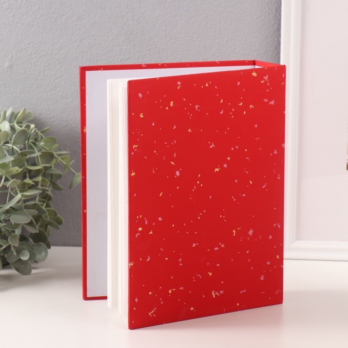 Фотоальбом на 200 фото 10х15 см Фотоальбом на 200 фото 10х15 см "В крапинку" матовый, красный 6,5х17,5х23 см