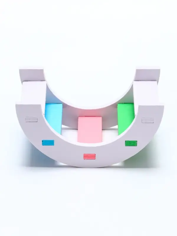 Лесенка для грызунов с цветными ступеньками, белый Лесенка для грызунов с цветными ступеньками, белый