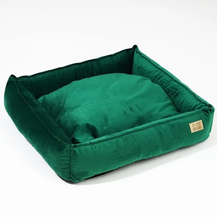 Лежанка для кошек и собак велюровая Pet Lab, 55 х 50 х 15 см, изумрудная Лежанка для кошек и собак велюровая Pet Lab, 55 х 50 х 15 см, изумрудная