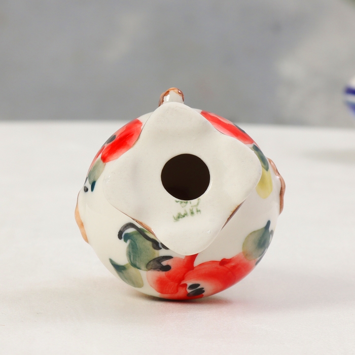 Сувенир «Самовар малый», 8.5 х 4 см, гжель, цвет Сувенир «Самовар малый», 8.5 х 4 см, гжель, цвет