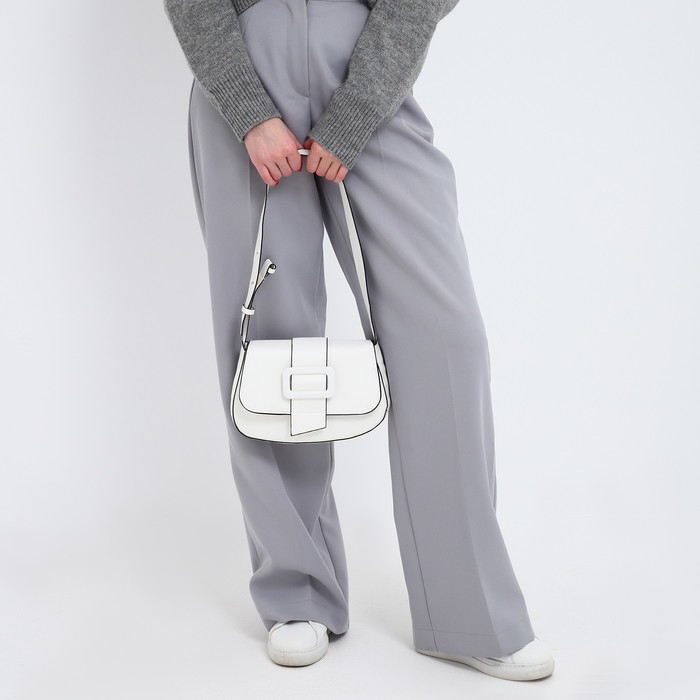 Сумка женская на плечо, цвет белый 25*16*6 см Сумка женская на плечо, цвет белый 25*16*6 см