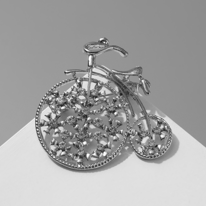 Брошь «Велосипед» ретро, цвет белый в серебре Брошь «Велосипед» ретро, цвет белый в серебре