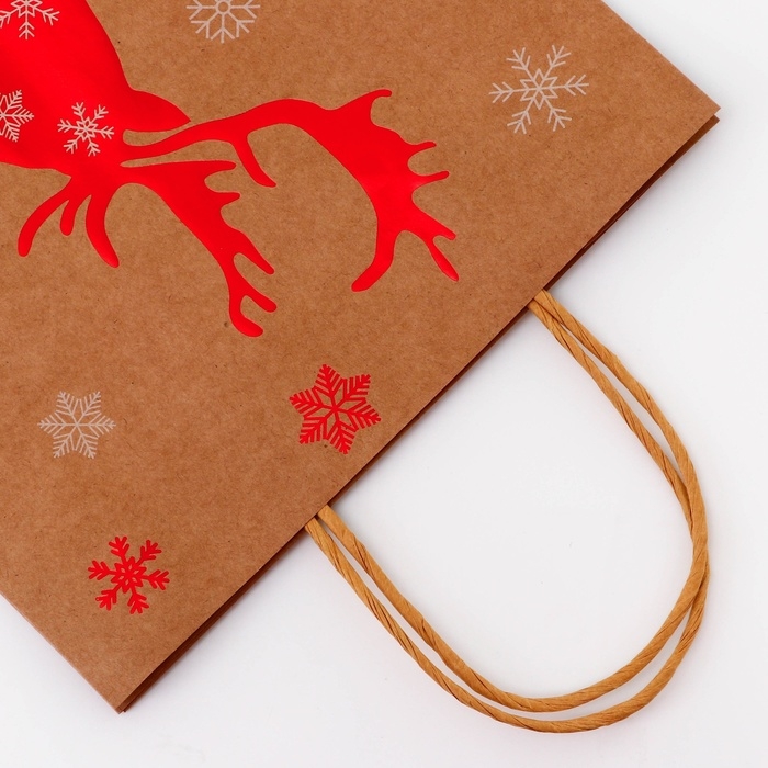 Пакет крафт с тиснением, круглая ручка, Пакет крафт с тиснением, круглая ручка, "Олень" 33 х 25 х 12 см, 120 г