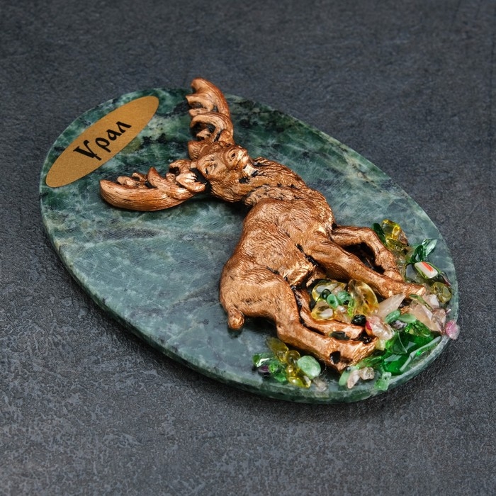 Магнит  Магнит "Олень. Урал", 10х7 см, змеевик, гипс