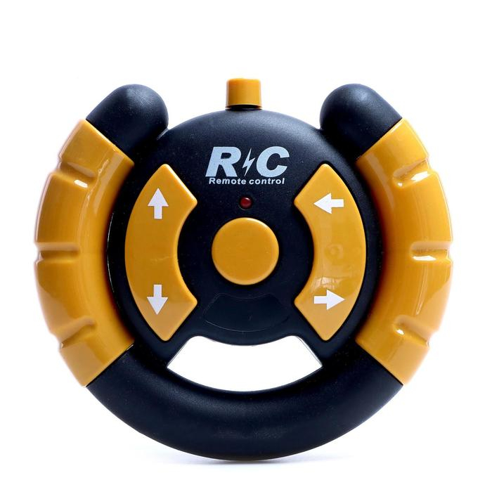 Трактор радиоуправляемый «Фермер» с цистерной, работает от батареек, цвет зелёный Трактор радиоуправляемый «Фермер» с цистерной, работает от батареек, цвет зелёный