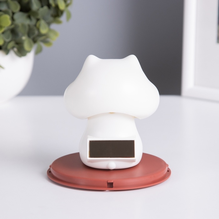 Маятник пластик от солнечной батареи Маятник пластик от солнечной батареи "Кот Манэки-нэко сытый с щёчками" 10х10х10,3 см