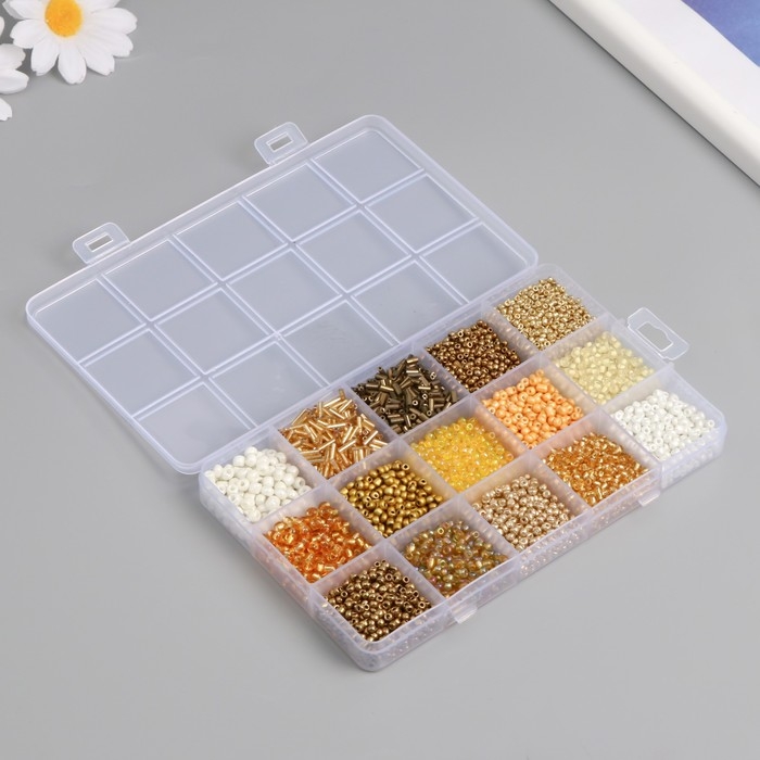 Бисер стекло 6/0, 8/0, 12/0 в шкатулке  Бисер стекло 6/0, 8/0, 12/0 в шкатулке "Золото" стеклярус 15,5х9,5х1,6 см