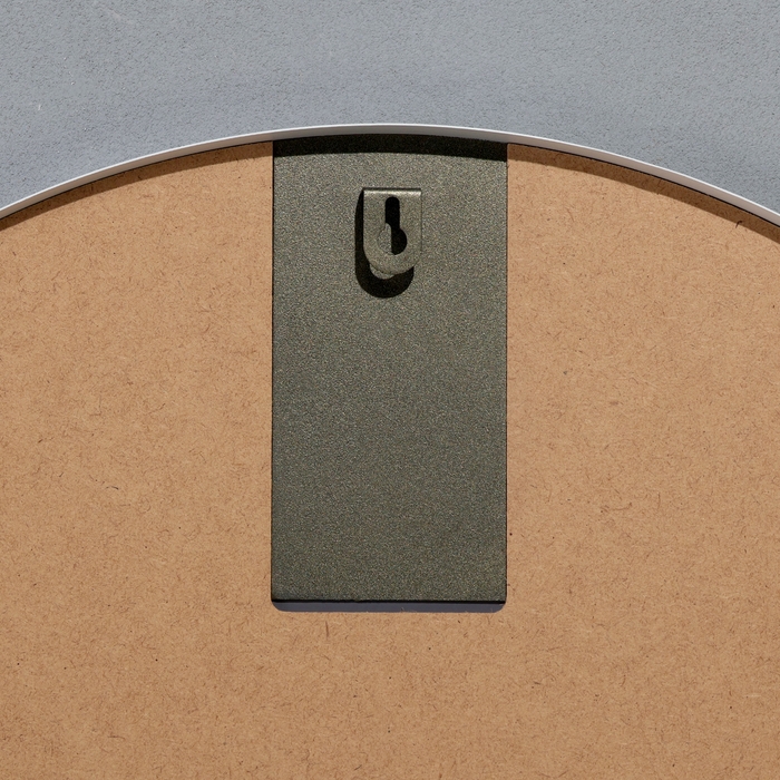 Зеркало настенное в круглом корпусе из металла, D=60, белый Рубин Зеркало настенное в круглом корпусе из металла, D=60, белый Рубин