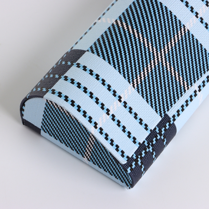 Футляр для очков на магните, длина 16 см, цвет голубой Футляр для очков на магните, длина 16 см, цвет голубой