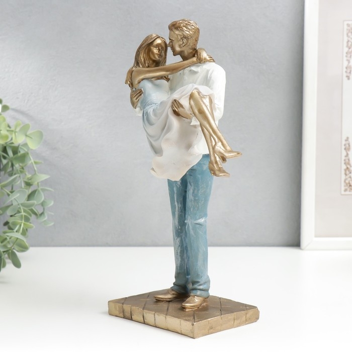 Сувенир полистоун  Сувенир полистоун "Влюблённые. Буду носить тебя на руках" бело-голубой под бронзу 26х9х16 см