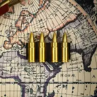 Сувенирное изделие - панно настенное в раме "Карта. Револьверы и 4 пули" 35х43х4,5 см
