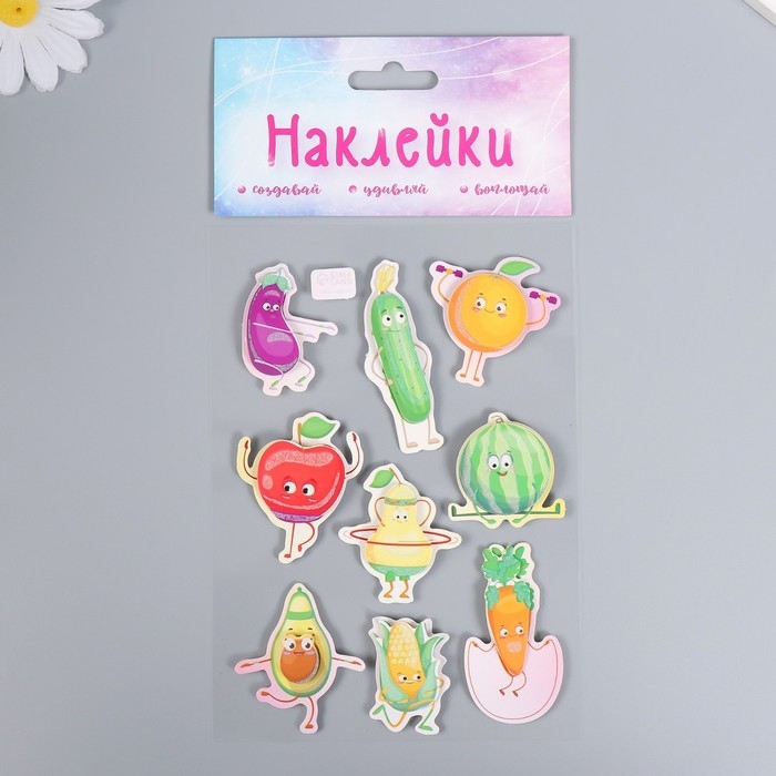 Наклейка картон 2 слоя Наклейка картон 2 слоя "Фрукты и овощи на спорте" 17х12 см