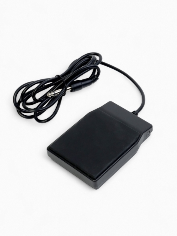 Педаль сустейна Music Life SP20 для цифрового пианино, черная, 10 х 7,5 см Педаль сустейна Music Life SP20 для цифрового пианино, черная, 10 х 7,5 см