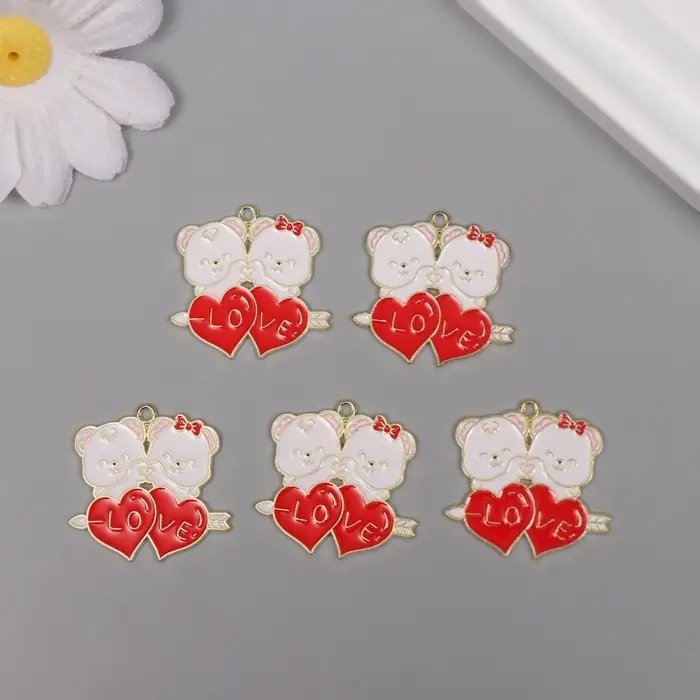 Декор для творчества металл, эмаль Декор для творчества металл, эмаль "Два влюблённых мишки" 2,8х2,8 см