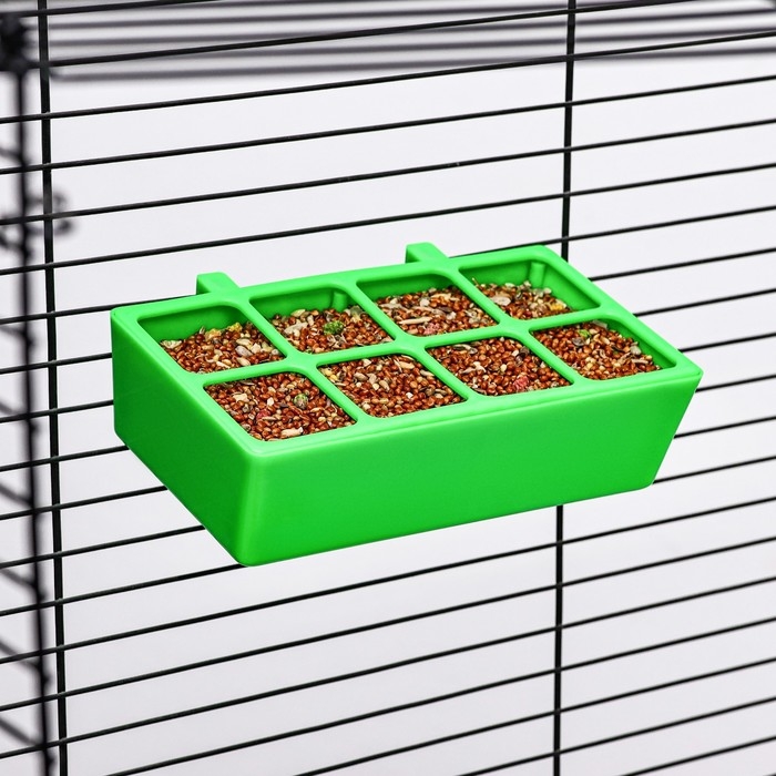 Кормушка для кормления с защитой на 8 ячеек 16,9 х 8,9 х 4,4 см, зелёная Кормушка для кормления с защитой на 8 ячеек 16,9 х 8,9 х 4,4 см, зелёная