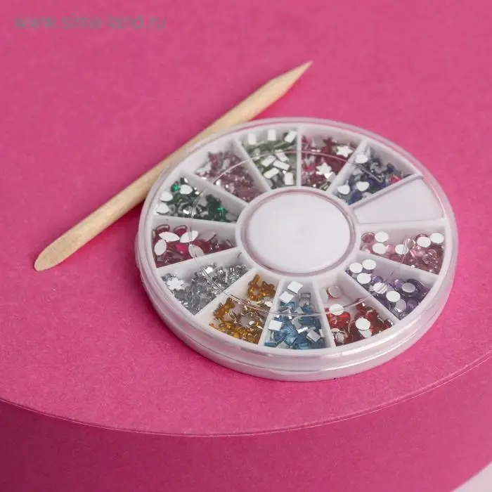 Набор фигурных страз для декора ногтей (12 цветов) и апельсиновая палочка «Ты прекрасна!» Набор фигурных страз для декора ногтей (12 цветов) и апельсиновая палочка «Ты прекрасна!»