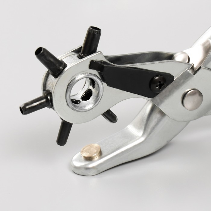 Дырокол для кожи 21х7 см диаметр прокола 2-4,5мм Дырокол для кожи 21х7 см диаметр прокола 2-4,5мм