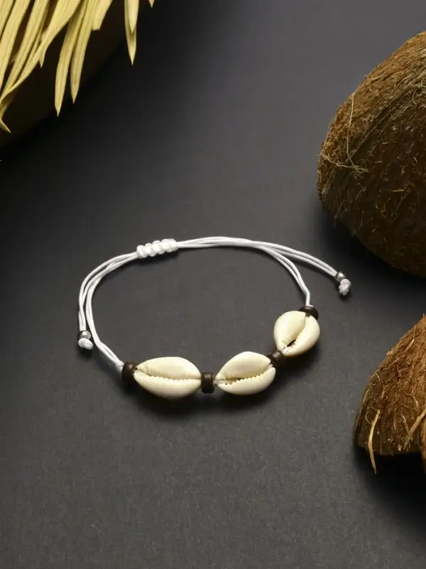 Браслет на нити &laquo;Ракушка. Кокос&raquo;, d=7 см, белый в серебре