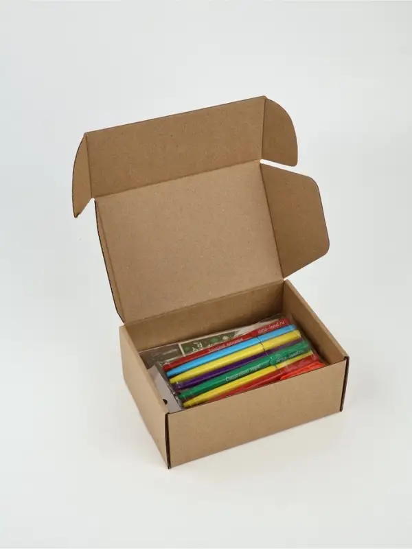 8 ручек + 8 открыток МИКС