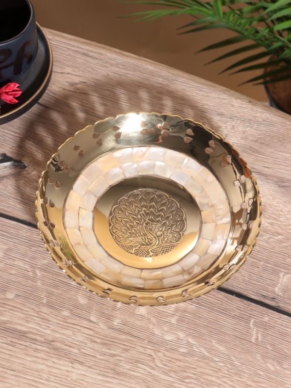 Блюдо сервировочное Блюдо сервировочное "Жар-Птица" латунь с перламутром 19,5х19,5х5,5 см