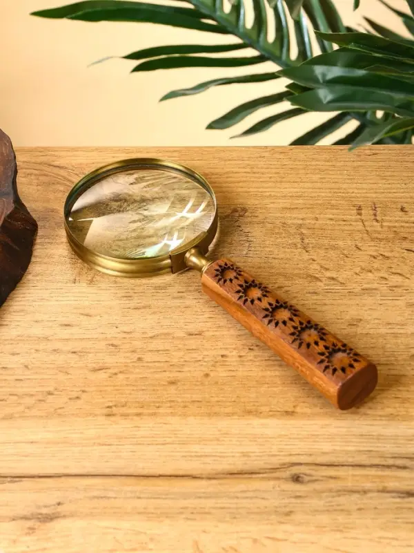 Лупа «Ватсон» латунь, манговое дерево, 8×8×20 см Лупа «Ватсон» латунь, манговое дерево, 8×8×20 см