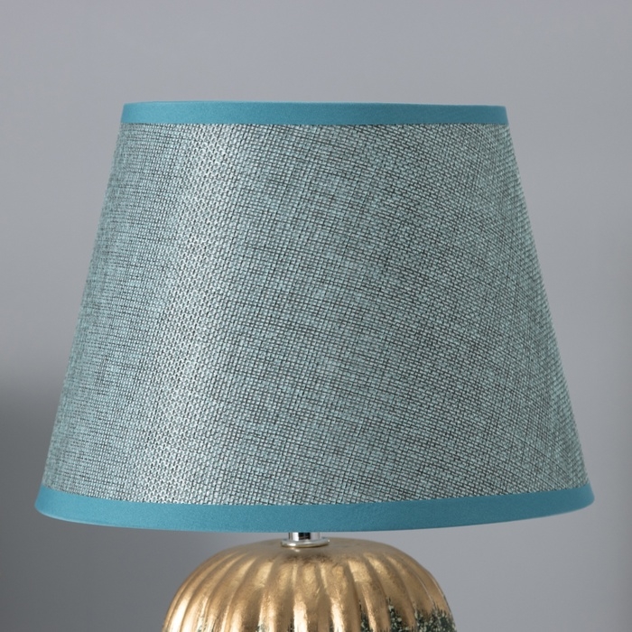 Настольная лампа с абажуром RISALUX «Нике», 1×Е14, 40 Вт, зелёный, 22×22×32 см Настольная лампа с абажуром RISALUX «Нике», 1×Е14, 40 Вт, зелёный, 22×22×32 см