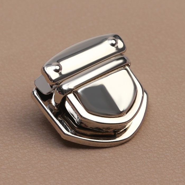 Застёжка для сумки, 3,3 × 3 см, цвет серебряный Застёжка для сумки, 3,3 × 3 см, цвет серебряный