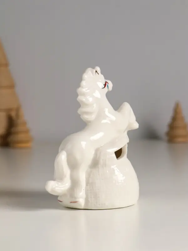 Копилка керамика "Лошадка с мешком" белый МИКС 9х5,5х10 см