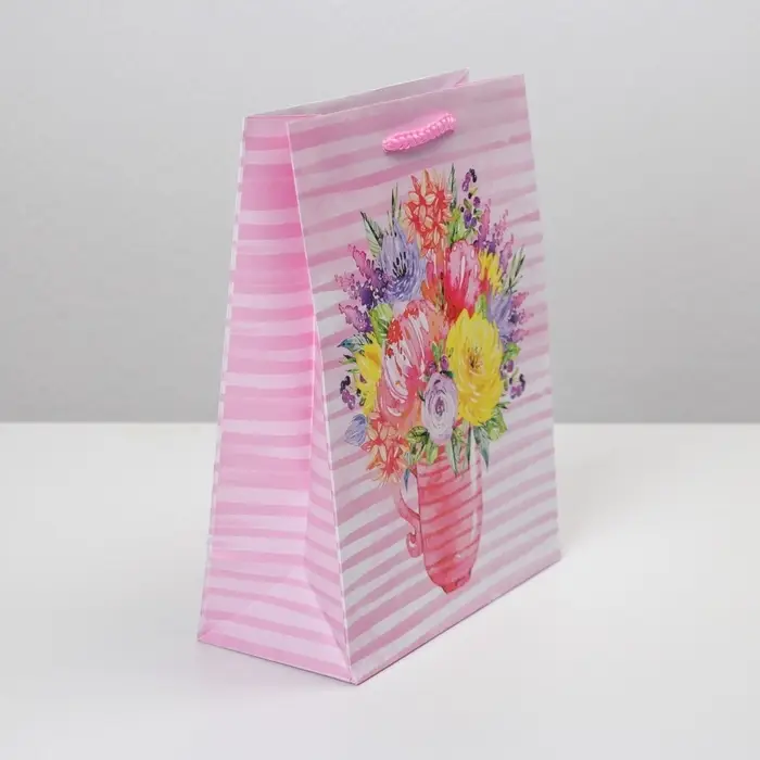 Пакет подарочный ламинированный, упаковка, «With Love», MS 18 х 23 х 8 см Пакет подарочный ламинированный, упаковка, «With Love», MS 18 х 23 х 8 см