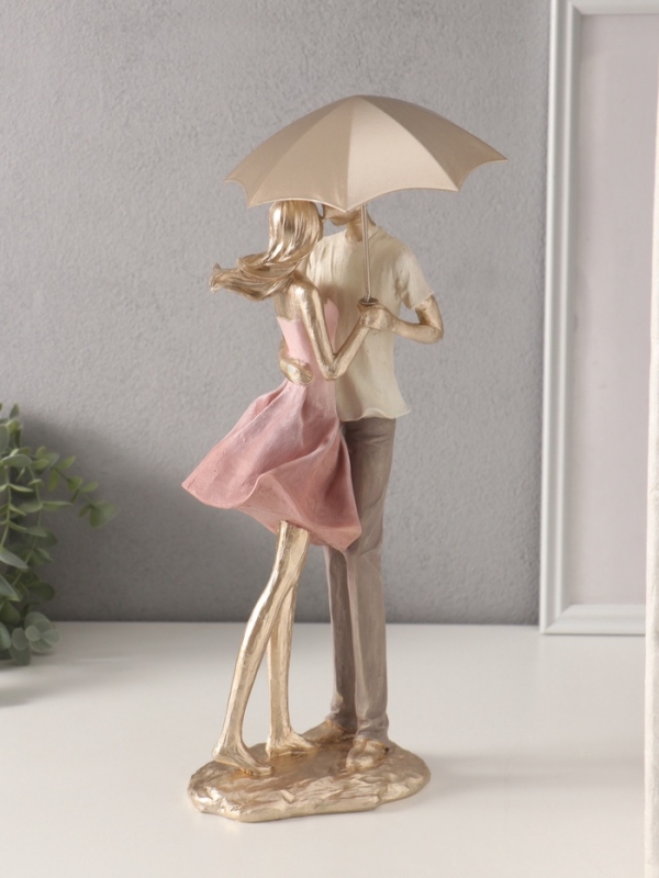 Сувенир полистоун Сувенир полистоун "Влюблённые под зонтом" бело-розовый 15х11х35,5/41,5 см