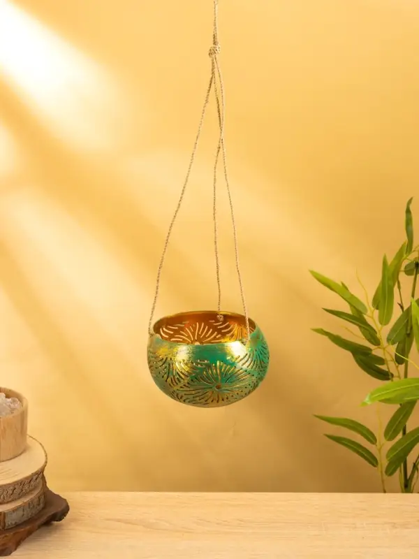 Подсвечник подвесной из кокоса, 12-14 см, тёмно зелёный-золотой Подсвечник подвесной из кокоса, 12-14 см, тёмно зелёный-золотой