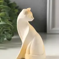 Фигурка гипс &laquo;Кошечка геометрия&raquo;, 10.5 см, белая с позолотой